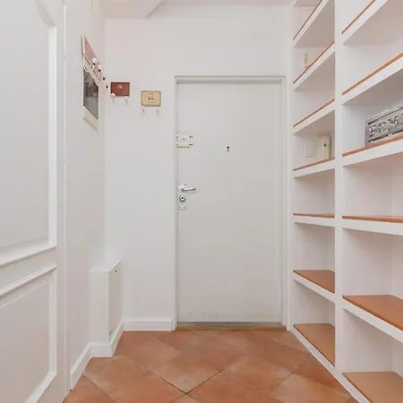 Appartement Cozy With Parking In Ursus By Renters Warschau