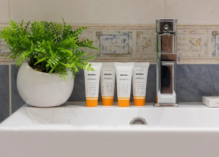 Apartman Cozy With Parking In Ursus By Renters Varsó