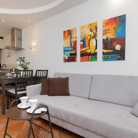 Cozy With Parking In Ursus By Renters *